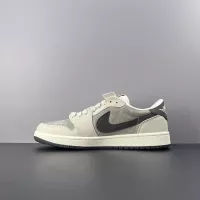 $92.00 USD Nike SB Dunk-Low For Women #1367957
