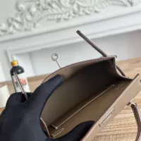 $82.00 USD Hermes AAA Quality Handbags #1368425