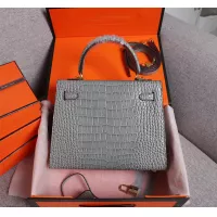 $98.00 USD Hermes AAA Quality Handbags #1368520