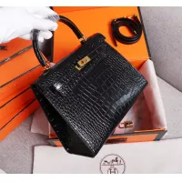 $98.00 USD Hermes AAA Quality Handbags #1368521