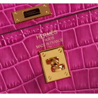 $98.00 USD Hermes AAA Quality Handbags #1368529