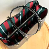 $85.00 USD Gucci AAA Quality Shoulder Bags For Women #1368828