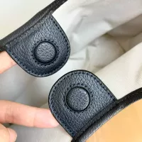 $76.00 USD Gucci AAA Quality Handbags For Women #1368837