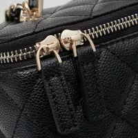 $80.00 USD Chanel AAA Quality Messenger Bags For Women #1368848