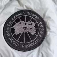 $155.00 USD Canada Goose Down Feather Coat Long Sleeved For Unisex #1370054