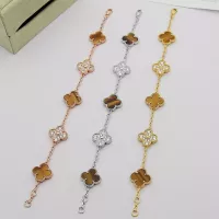 $29.00 USD Van Cleef & Arpels Bracelets For Women #1371312