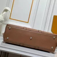 $85.00 USD Louis Vuitton AAA Quality Handbags For Women #1371450