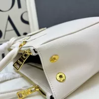 $105.00 USD Prada AAA Quality Handbags For Women #1371780