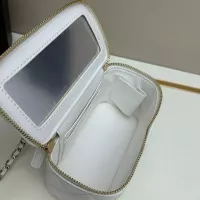 $76.00 USD Chanel AAA Quality Messenger Bags For Women #1371892