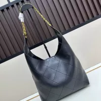 $76.00 USD Chanel AAA Quality Shoulder Bags For Women #1371935