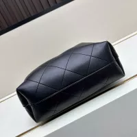$76.00 USD Chanel AAA Quality Shoulder Bags For Women #1371935