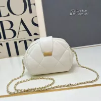 $76.00 USD Chanel AAA Quality Messenger Bags For Women #1372026