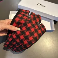 $34.00 USD Christian Dior Gloves #1372596