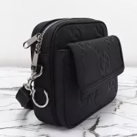 $190.00 USD Gucci AAA Quality Messenger Bags For Unisex #1381765