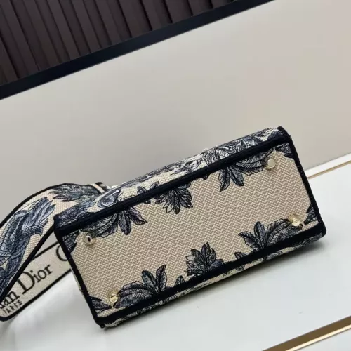 Replica Christian Dior AAA Quality Handbags For Women #1386179 $115.00 USD for Wholesale
