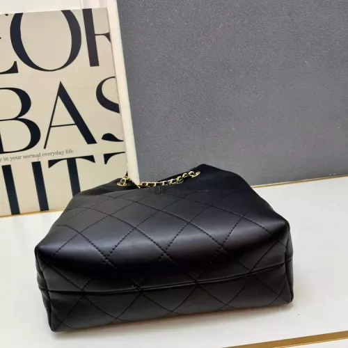 Replica Chanel AAA Quality Shoulder Bags For Women #1386891 $115.00 USD for Wholesale