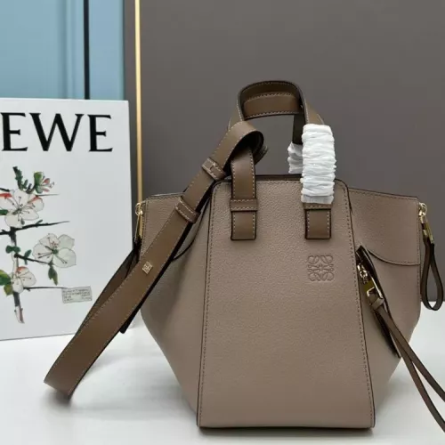 LOEWE AAA Quality Handbags For Women #1386970