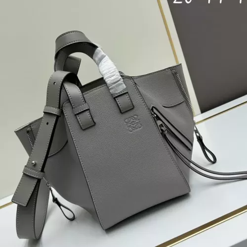 LOEWE AAA Quality Handbags For Women #1386971