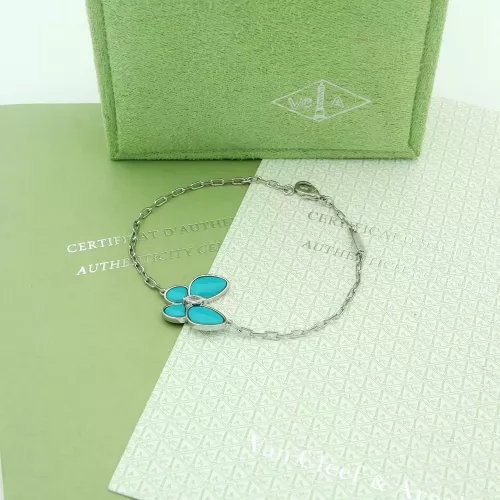 Replica Van Cleef & Arpels Jewelry Set For Women #1390217 $48.00 USD for Wholesale