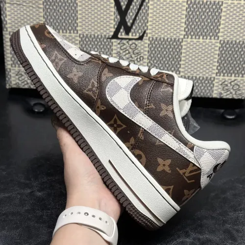 Replica Louis Vuitton Casual Shoes For Men #1392318 $102.00 USD for Wholesale