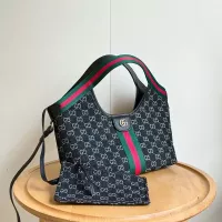 $76.00 USD Gucci AAA Quality Handbags For Women #1382090