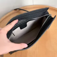 $68.00 USD Gucci AAA Quality Messenger Bags For Women #1382108