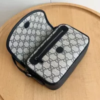 $72.00 USD Gucci AAA Quality Messenger Bags For Unisex #1382135