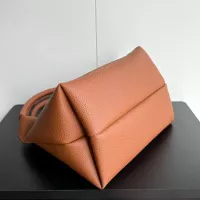 $76.00 USD Gucci AAA Quality Handbags For Women #1382167
