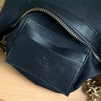$76.00 USD Gucci AAA Quality Shoulder Bags For Women #1382306