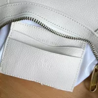 $76.00 USD Gucci AAA Quality Shoulder Bags For Women #1382308