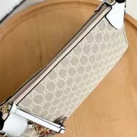 $92.00 USD Gucci AAA Quality Shoulder Bags For Women #1384139