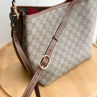 $76.00 USD Gucci AAA Quality Messenger Bags For Women #1384163