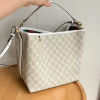 $76.00 USD Gucci AAA Quality Messenger Bags For Women #1384165