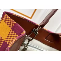 $76.00 USD Louis Vuitton AAA Quality Handbags For Women #1384225
