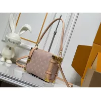 $76.00 USD Louis Vuitton AAA Quality Messenger Bags For Women #1384328
