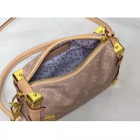$76.00 USD Louis Vuitton AAA Quality Messenger Bags For Women #1384328