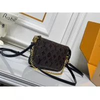 $72.00 USD Louis Vuitton AAA Quality Messenger Bags For Women #1384448