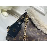 $82.00 USD Louis Vuitton AAA Quality Messenger Bags For Women #1384451