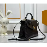 $72.00 USD Louis Vuitton AAA Quality Messenger Bags For Women #1384510
