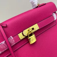 $92.00 USD Hermes AAA Quality Handbags For Women #1384805