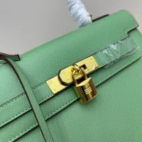 $92.00 USD Hermes AAA Quality Handbags For Women #1384818