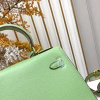 $88.00 USD Hermes AAA Quality Handbags For Women #1384877