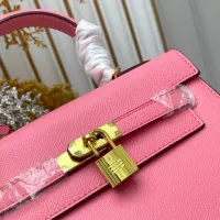 $88.00 USD Hermes AAA Quality Handbags For Women #1384880