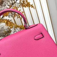 $88.00 USD Hermes AAA Quality Handbags For Women #1384881