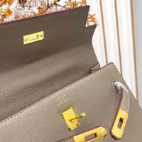 $88.00 USD Hermes AAA Quality Handbags For Women #1384897