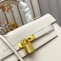 $88.00 USD Hermes AAA Quality Handbags For Women #1384923