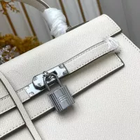 $88.00 USD Hermes AAA Quality Handbags For Women #1384924