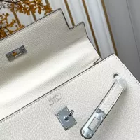 $88.00 USD Hermes AAA Quality Handbags For Women #1384924
