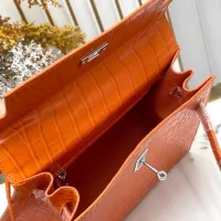$92.00 USD Hermes AAA Quality Handbags For Women #1385036