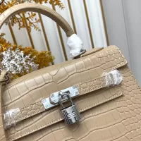 $92.00 USD Hermes AAA Quality Handbags For Women #1385041